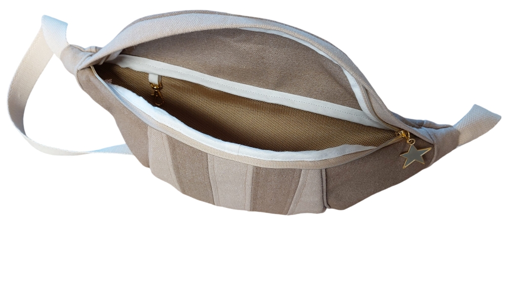 Bild 1 von Fancy Hipbag - geräumige Colorblock-Bauchtasche mit raffiniertem Innenleben