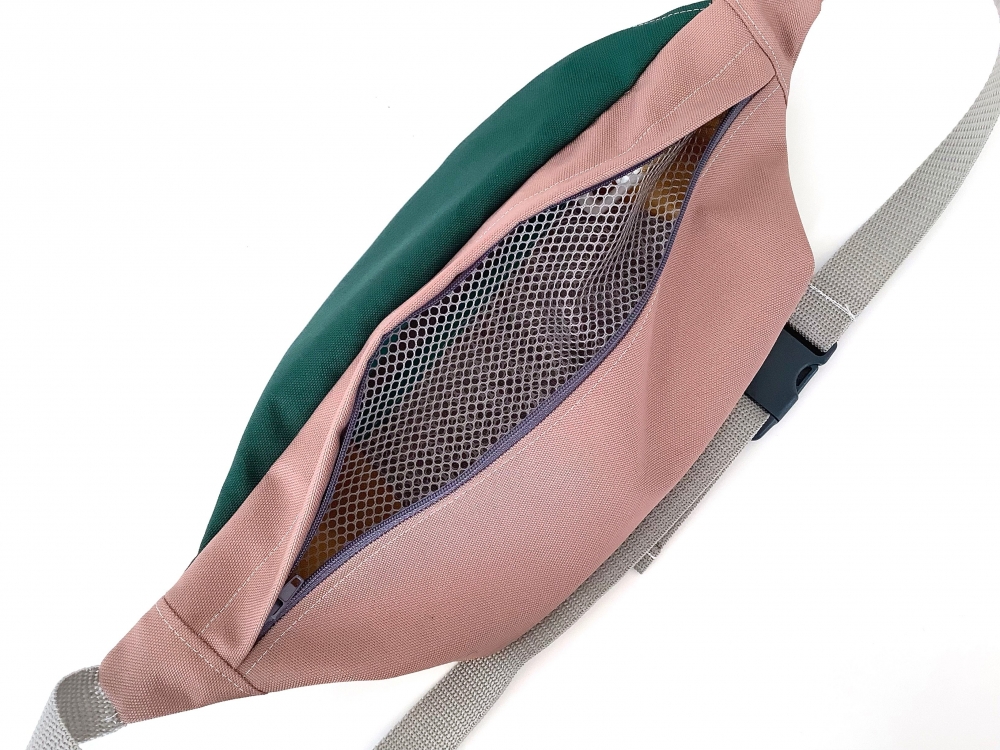 Bild 1 von Klimperklein eBook Fancy Hipbag - geräumige Colorblock-Bauchtasche mit raffiniertem Innenleben