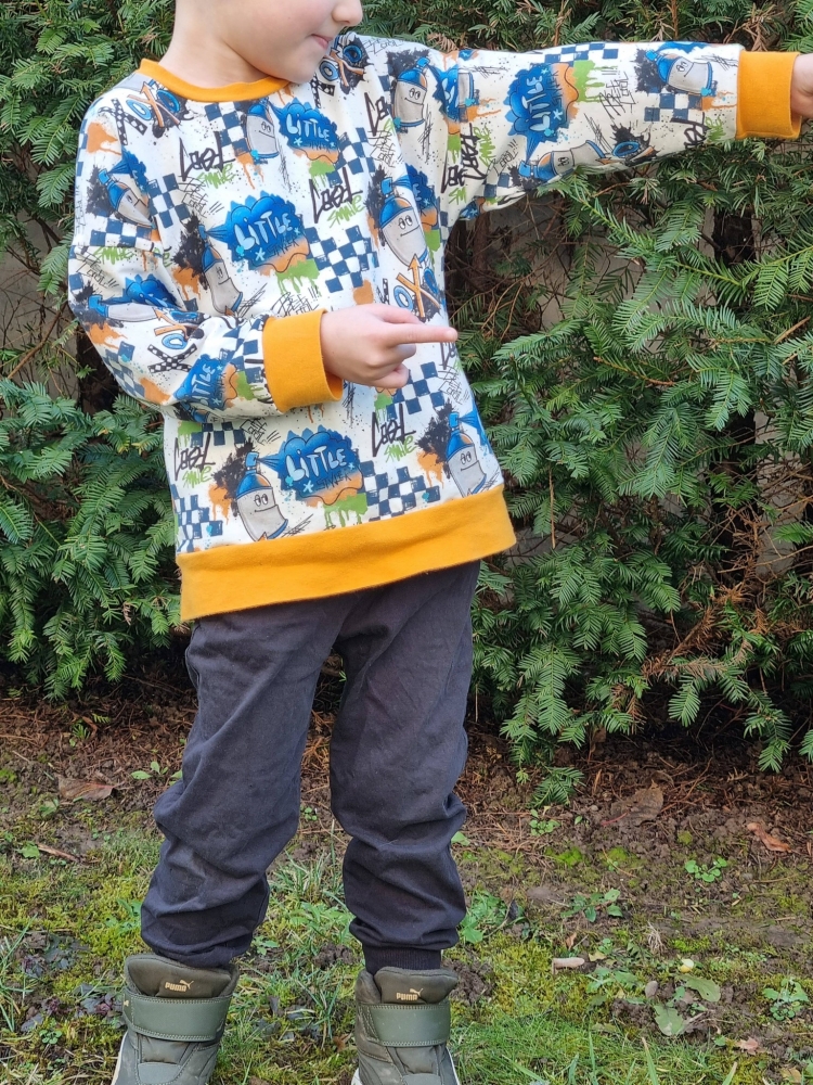 Bild 1 von Klimperklein eBook Sportlicher Sweater 104 bis 170 Schnittmuster mit 3 Teilungen Beamerdatei Ebenen